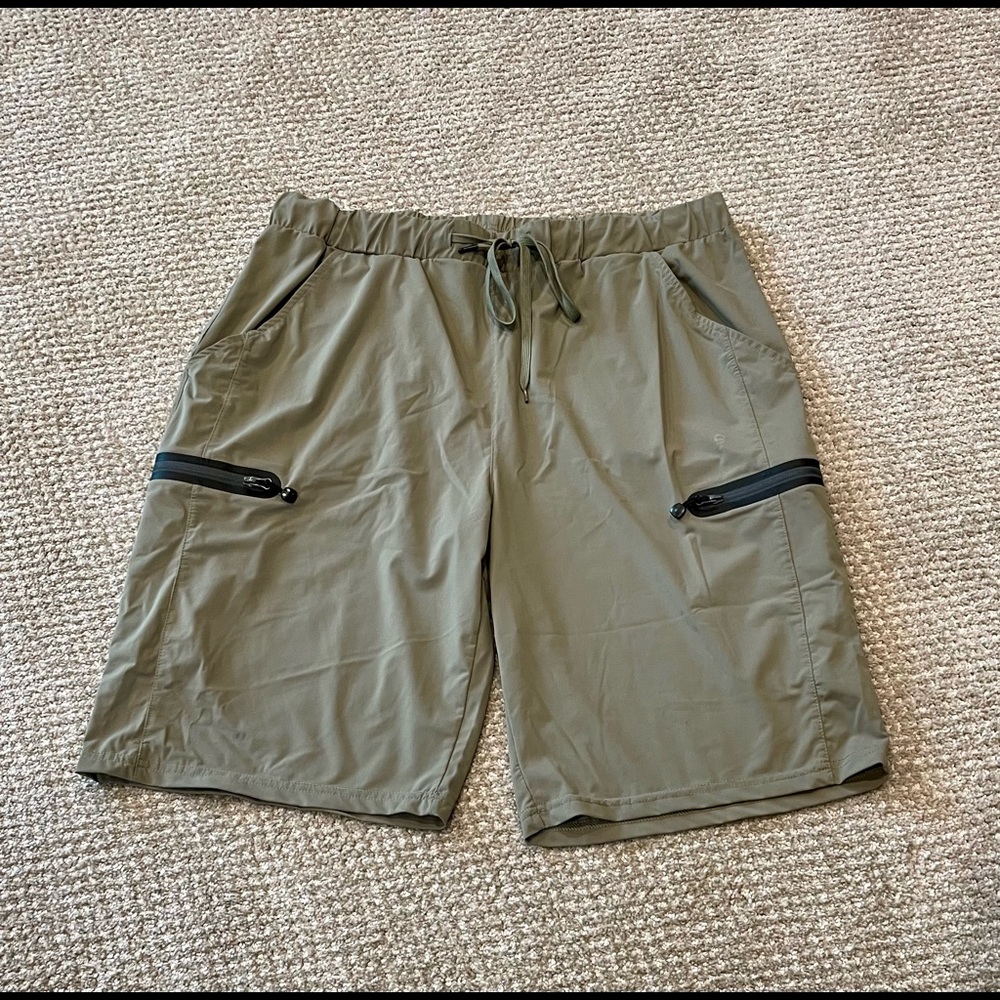 🎀 Little Donkey Andy Men Quick Dry Lightweight Shorts size XL  color Sage 🎀